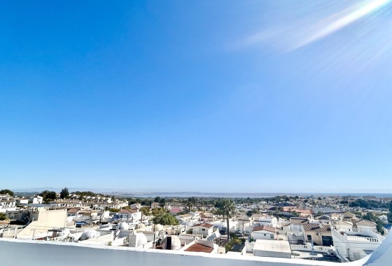 Herverkoop - Vrijstaande Villa -
Villamartín - Costa Blanca