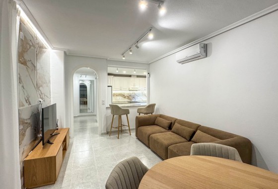 Resale - Wohnung / Appartement -
Orihuela Costa - Costa Blanca