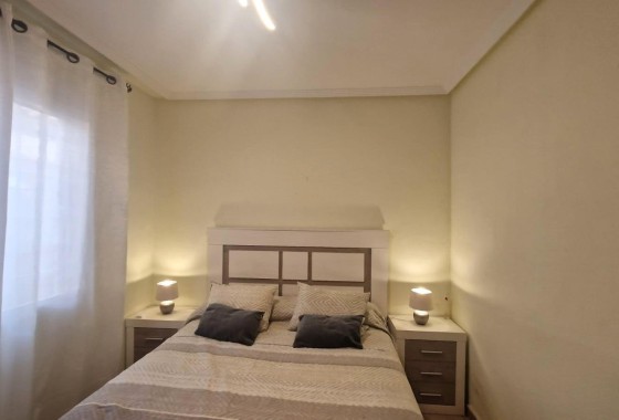 Sale - Town house -
Torrevieja - Torreblanca