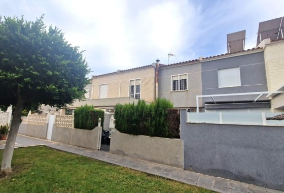 Sale - Town house -
Torrevieja - Torreblanca