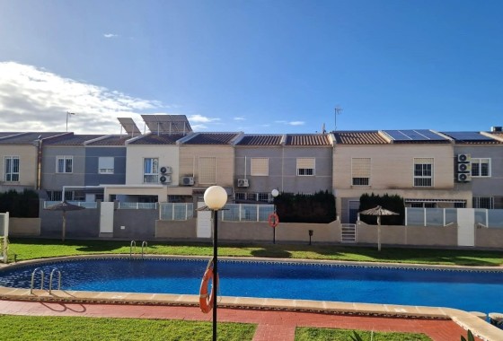 Sale - Town house -
Torrevieja - Torreblanca