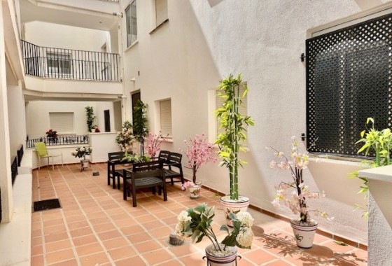 Sprzedaż - Apartament / Mieszkanie -
Hacienda Riquelme Golf Resort - Inland