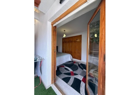 Herverkoop - Appartement / Flat -
Torrevieja - Playa del Cura