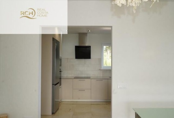 Resale - Freistehende Villa -
La Nucía - Montebello - Nou Espai