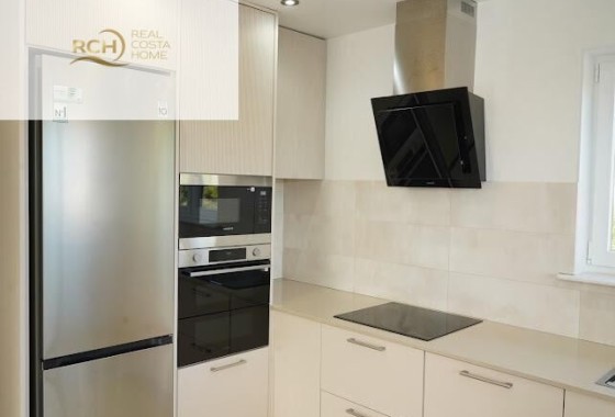 Resale - Freistehende Villa -
La Nucía - Montebello - Nou Espai