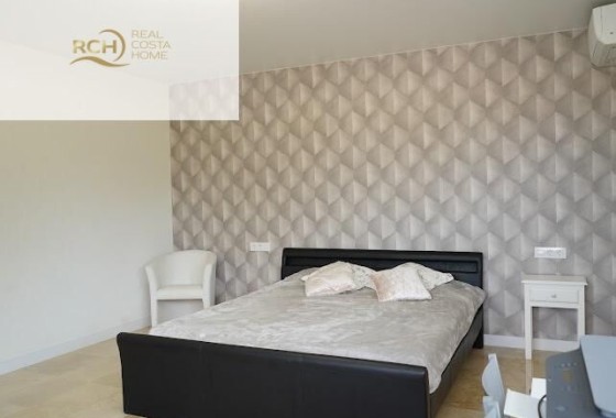 Resale - Freistehende Villa -
La Nucía - Montebello - Nou Espai