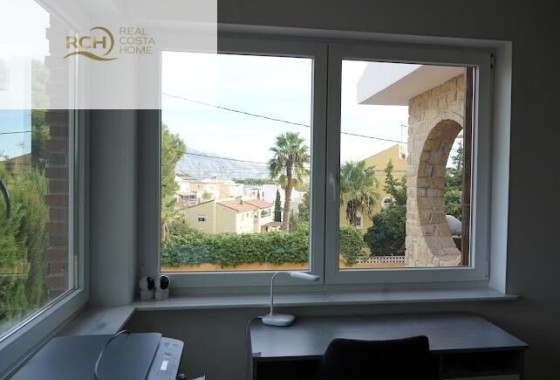 Resale - Freistehende Villa -
La Nucía - Montebello - Nou Espai