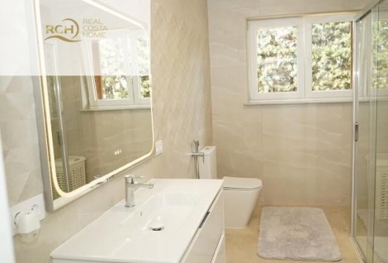 Resale - Freistehende Villa -
La Nucía - Montebello - Nou Espai