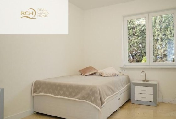 Resale - Freistehende Villa -
La Nucía - Montebello - Nou Espai