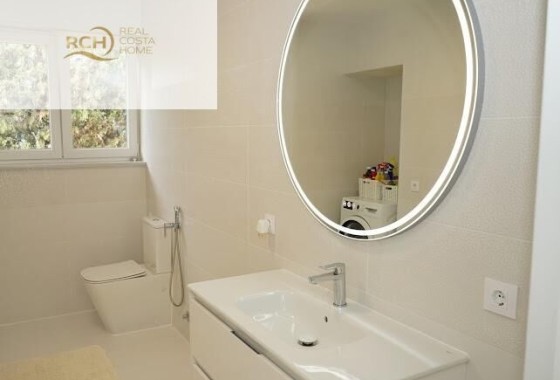 Resale - Freistehende Villa -
La Nucía - Montebello - Nou Espai