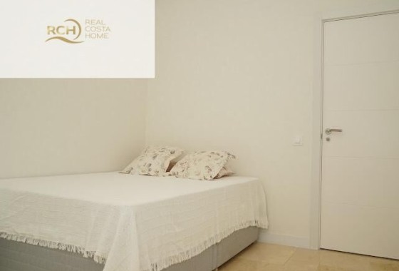 Resale - Freistehende Villa -
La Nucía - Montebello - Nou Espai