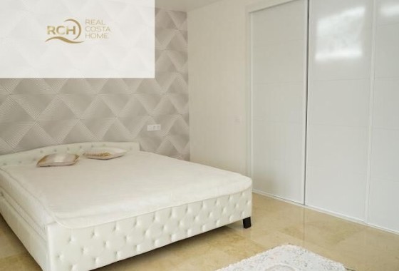 Resale - Freistehende Villa -
La Nucía - Montebello - Nou Espai