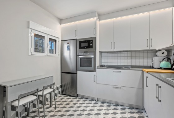 Herverkoop - Villa -
Elche - Elche/Elx