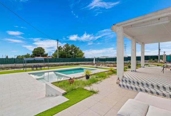 Herverkoop - Villa -
Elche - Elche/Elx