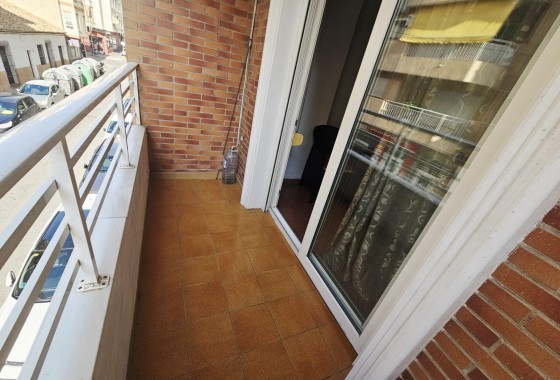 Herverkoop - Appartement / Flat -
Torrevieja - Estacion de autobuses