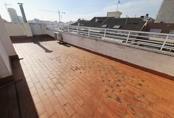 Herverkoop - Appartement / Flat -
Torrevieja - Estacion de autobuses
