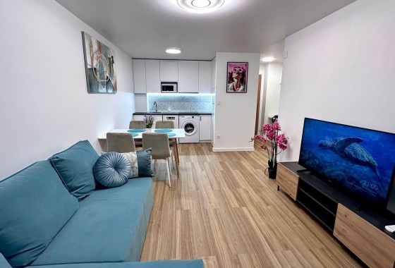 Venta - Apartamento / Piso -
Torrevieja - Estacion de autobuses