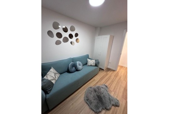 Venta - Apartamento / Piso -
Torrevieja - Estacion de autobuses