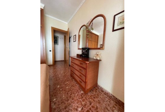 Sprzedaż - Apartament / Mieszkanie -
Torrevieja - Las Piscinas Naturales
