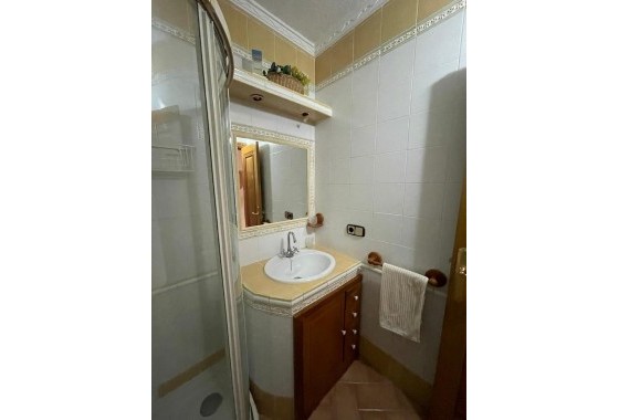 Sprzedaż - Apartament / Mieszkanie -
Torrevieja - Las Piscinas Naturales