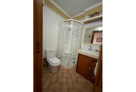 Sprzedaż - Apartament / Mieszkanie -
Torrevieja - Las Piscinas Naturales