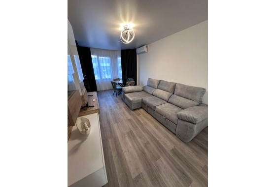 Sprzedaż - Apartament / Mieszkanie -
Torrevieja - Estacion de autobuses