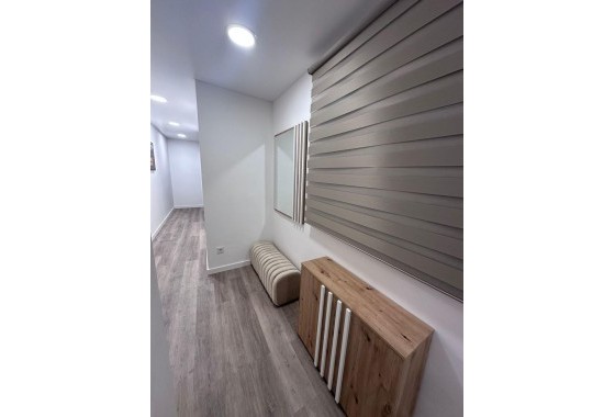 Sprzedaż - Apartament / Mieszkanie -
Torrevieja - Estacion de autobuses
