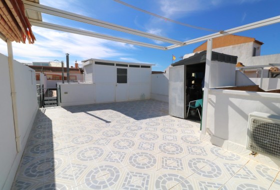 Revente - Appartement -
Torrevieja - El limonar