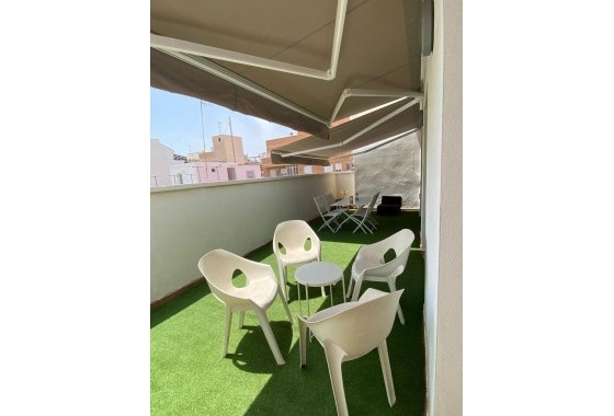 Sprzedaż - Willa wolnostojąca -
Torrevieja - Centro - Muelle Pesquero