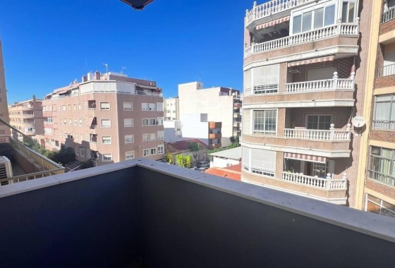 Herverkoop - Appartement / Flat -
Torrevieja - Parque de las Naciones