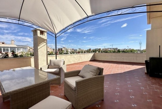 Sprzedaż - Apartament / Mieszkanie -
Torrevieja - Punta Prima