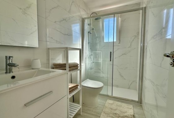 Sprzedaż - Apartament / Mieszkanie -
Torrevieja - Punta Prima