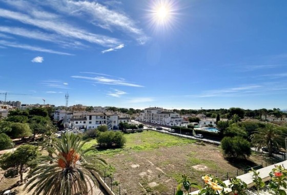 Sprzedaż - Apartament / Mieszkanie -
Torrevieja - Punta Prima