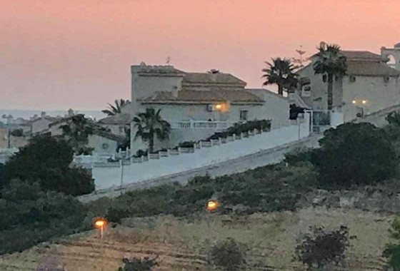 Resale - Freistehende Villa -
Rojales - La Marquesa