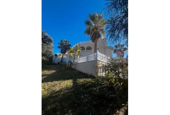 Resale - Freistehende Villa -
Rojales - La Marquesa