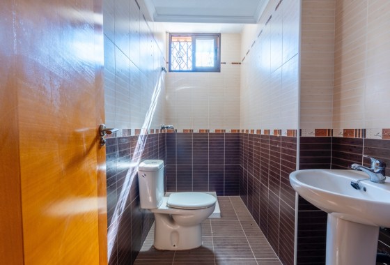 Venta - Chalet Independiente -
Villamartín