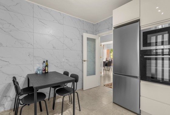 Herverkoop - Appartement / Flat -
Los Urrutias - ESTRELLA DE MAR