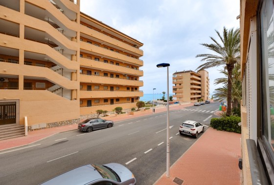 Resale - Wohnung / Appartement -
Torrevieja - Cabo cervera