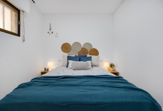 Resale - Wohnung / Appartement -
Torrevieja - Cabo cervera