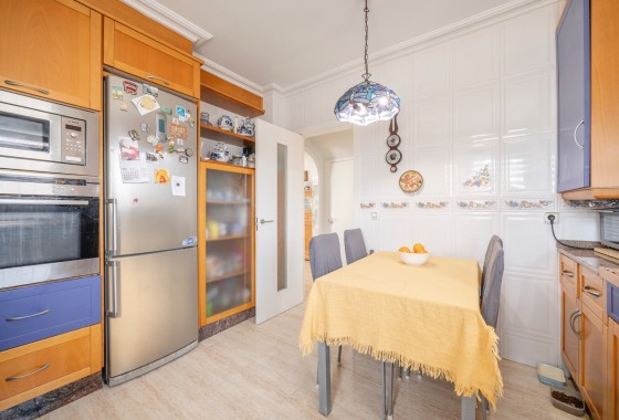 Resale - Stadthaus -
Guardamar del Segura - El moncayo