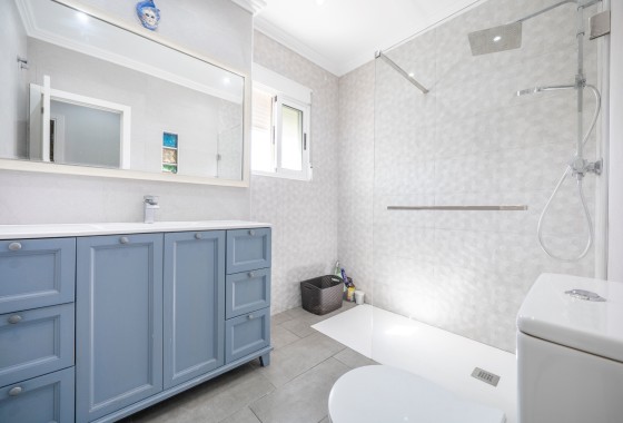 Resale - Stadthaus -
Guardamar del Segura - El moncayo