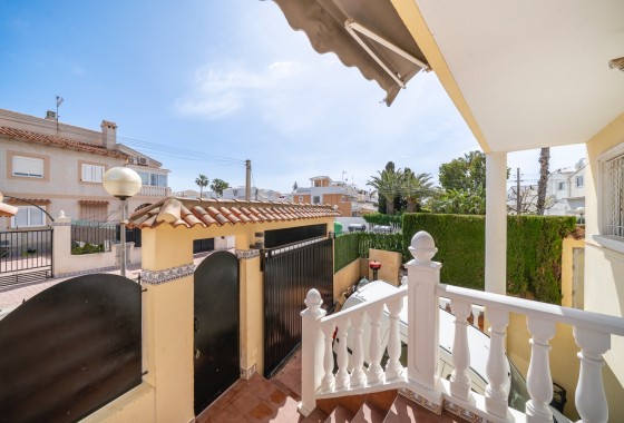 Resale - Stadthaus -
Guardamar del Segura - El moncayo