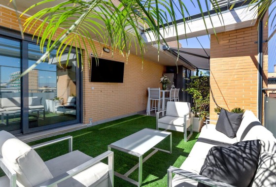 Resale - Apartment / Flat -
Alicante - Pau 5