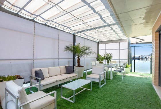 Resale - Apartment / Flat -
Alicante - Pau 5