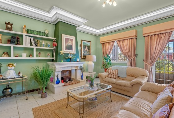 Resale - Freistehende Villa -
Torrevieja - La Mata