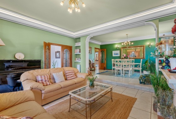 Resale - Freistehende Villa -
Torrevieja - La Mata