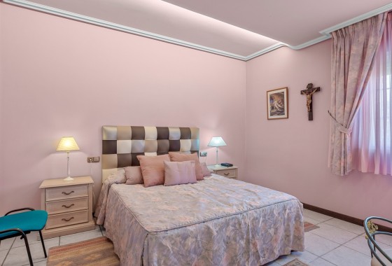 Resale - Freistehende Villa -
Torrevieja - La Mata
