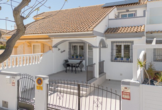 Herverkoop - Vrijstaande Villa -
Pilar de la Horadada - Costa Blanca
