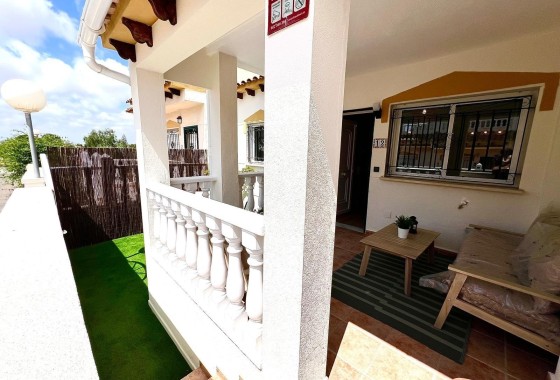 Venta - Casa de pueblo -
Orihuela - Urbanización Perla del Mar