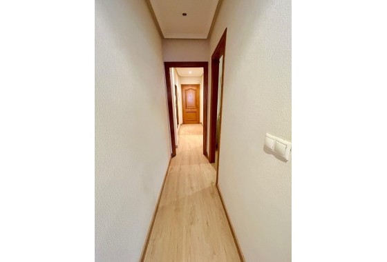 Herverkoop - Appartement / Flat -
San Isidro - Inland